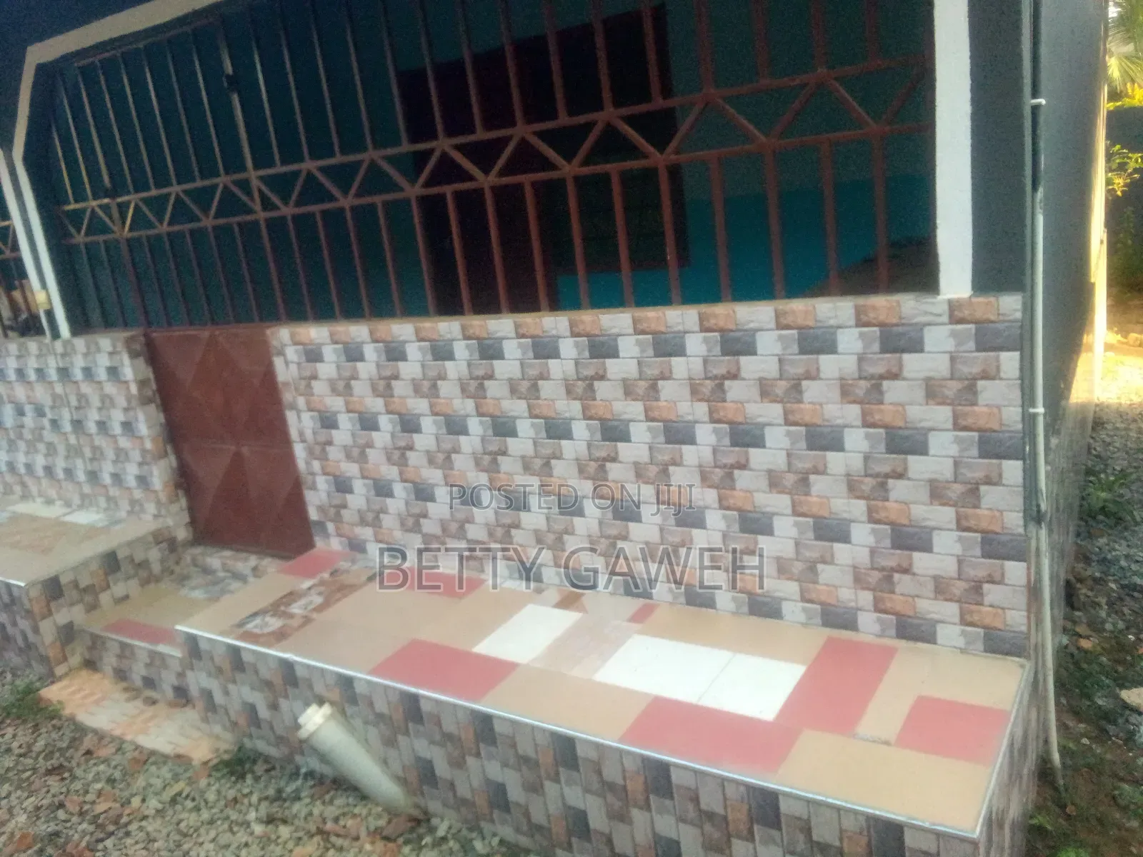 1bdrm Apartment in Lemozine, Awutu Senya East Municipal for rent