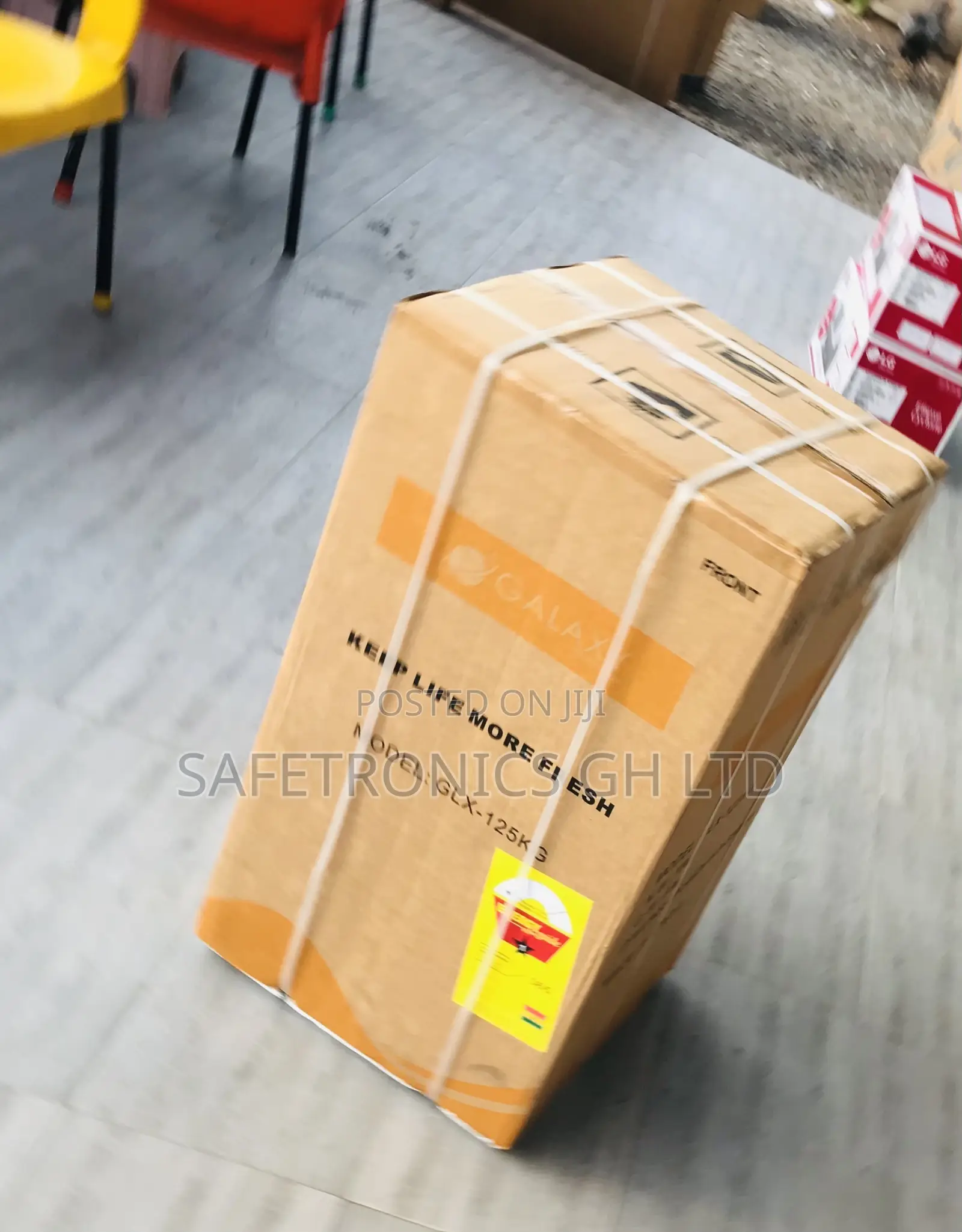 Fast Freezing Galaxy 90 Liters Top Mount 2 Doors Fridge