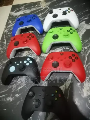 Xbox Series Controllers