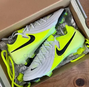 New Nike Phantom GX 2 Elite FG Low Top Soccer Cleats