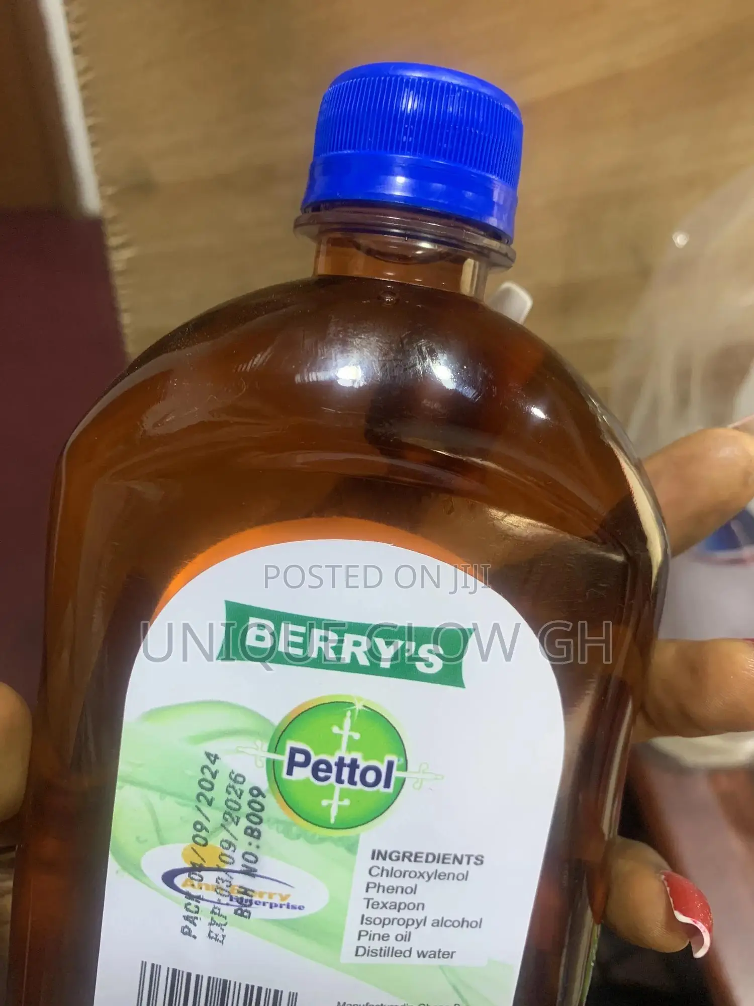 Antiseptic Pettol Refresh Kills 99.9% Germs