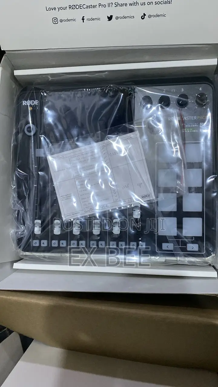 Rodecaster Pro 2 Podcast Console