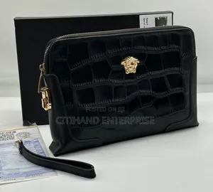 Quality Men's Pouch Bag - Move Clean in Style!