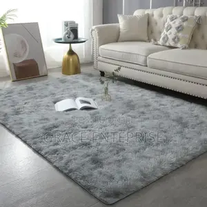 Ultra Modern Ligth Weight Fluffy Designer Carpet