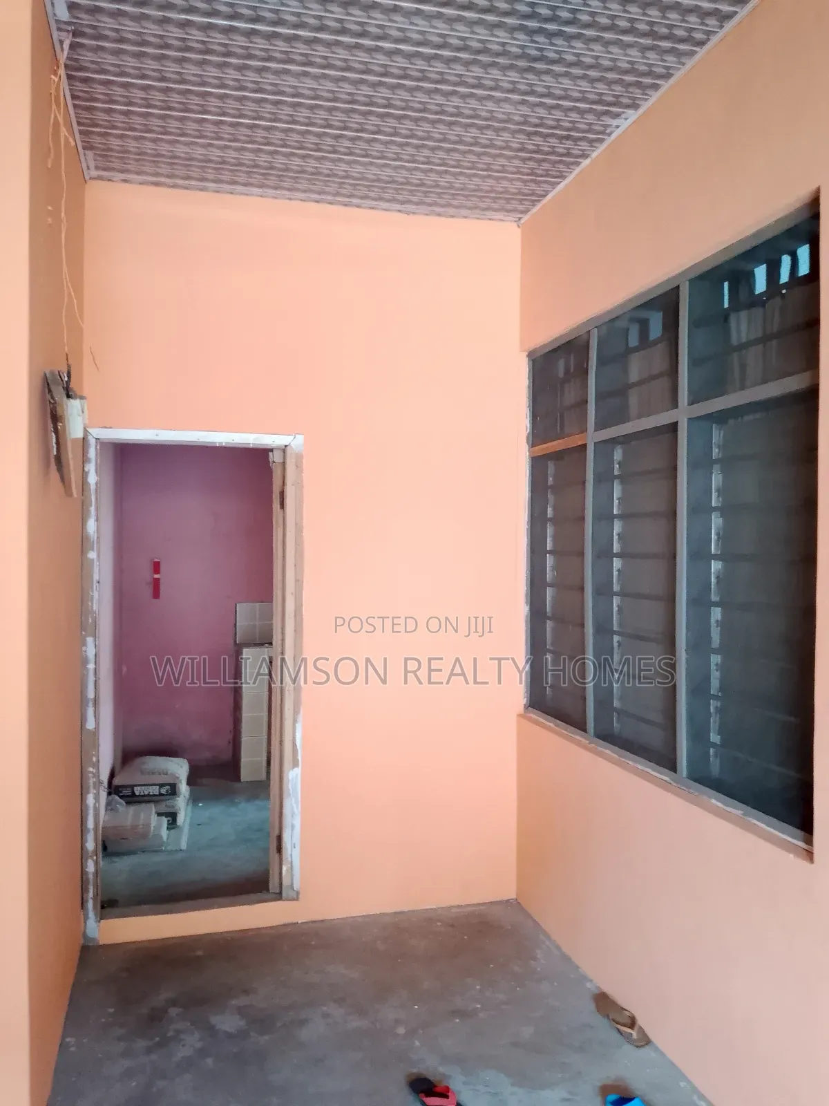 1bdrm Apartment in Community 20 Estate, Spintex for rent