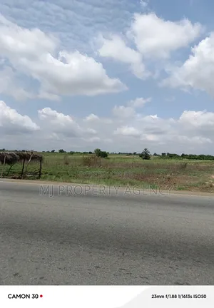 100 Acres Roadside Industrial Land at Dawa