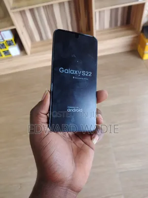 New Samsung Galaxy S22 5G 128 GB Black