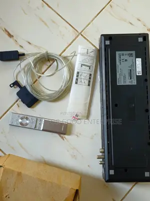 Samsung One Connect Box and Cable