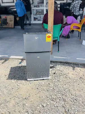Quality Pearl Pf-100lf-25y Double Door Table Top Fridge.