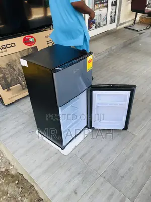 Super Cooling Pearl Pf-100lf-25y Table Top Fridge(Silver).