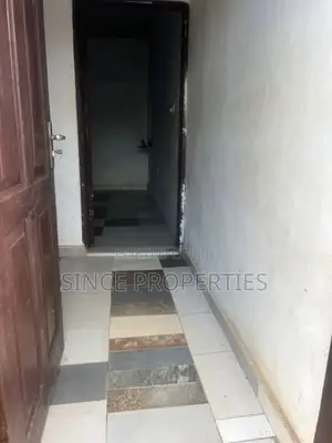 1bdrm Apartment in Sinco Properties, Madina for rent