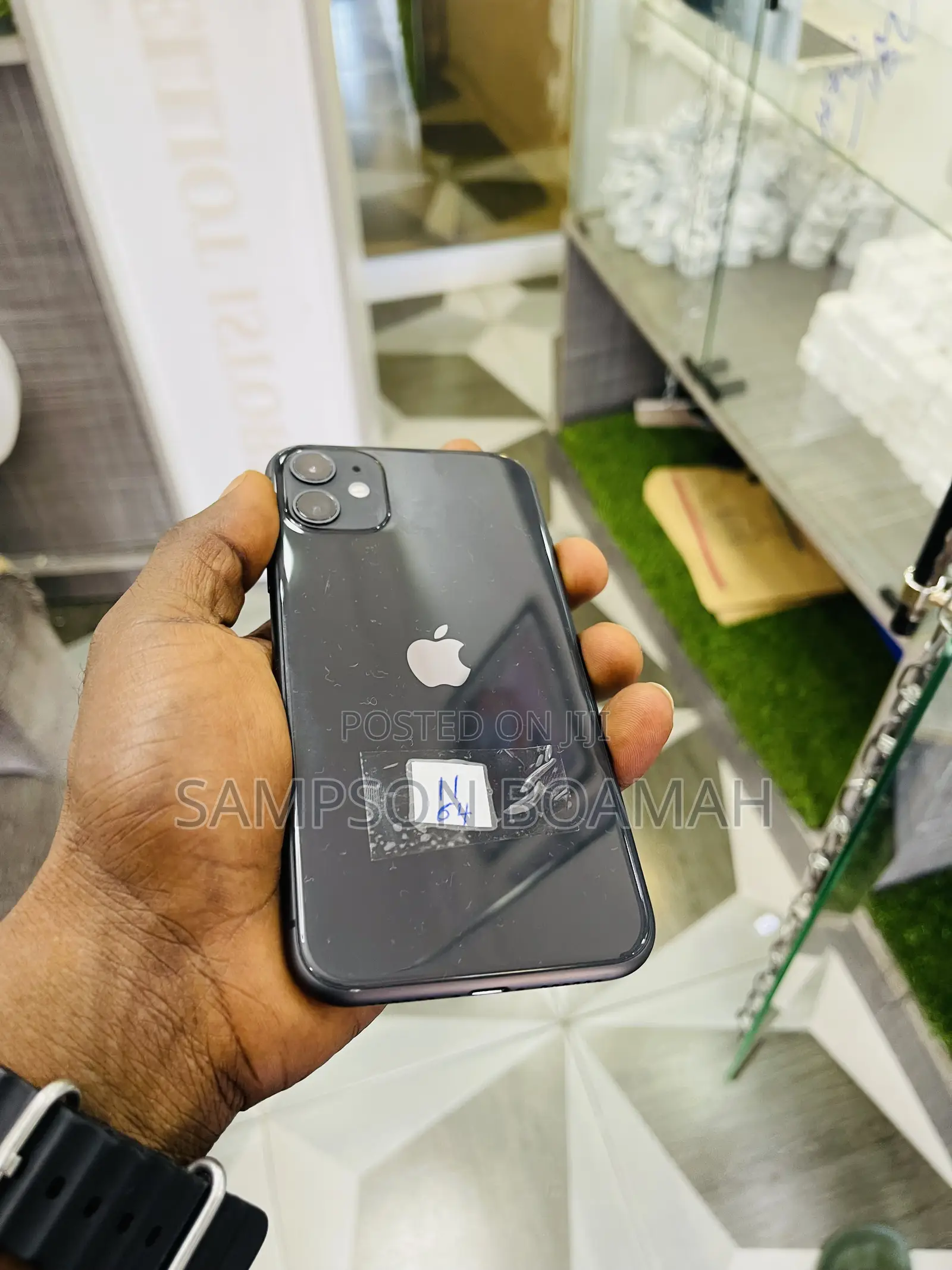 New Apple iPhone 11 64 GB