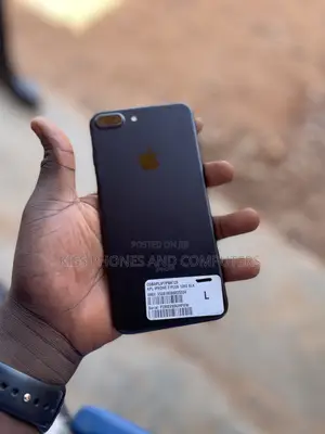 New Apple iPhone 7 Plus 128 GB Black