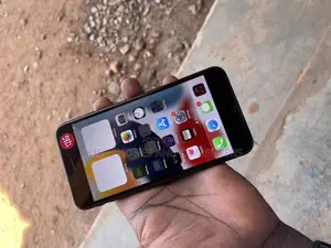 New Apple iPhone 7 Plus 128 GB Black