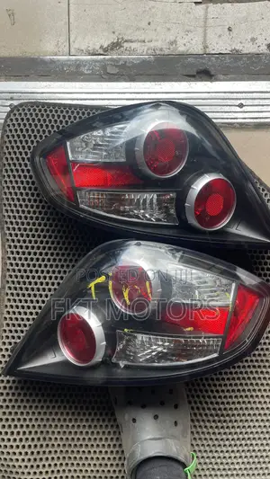 Hyundai Tiburon Taillight 2003,2004,2005,2006,2007,2008,
