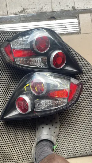 Hyundai Tiburon Taillight 2003,2004,2005,2006,2007,2008,
