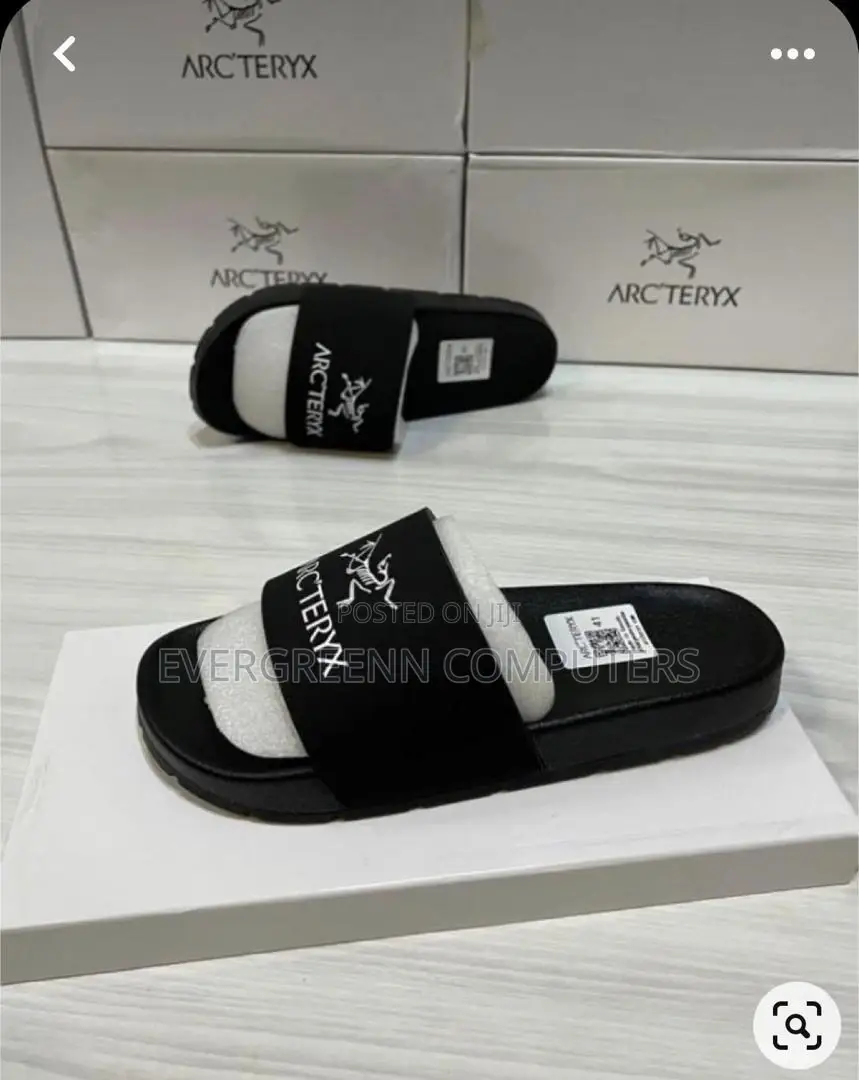 Easy Footwear