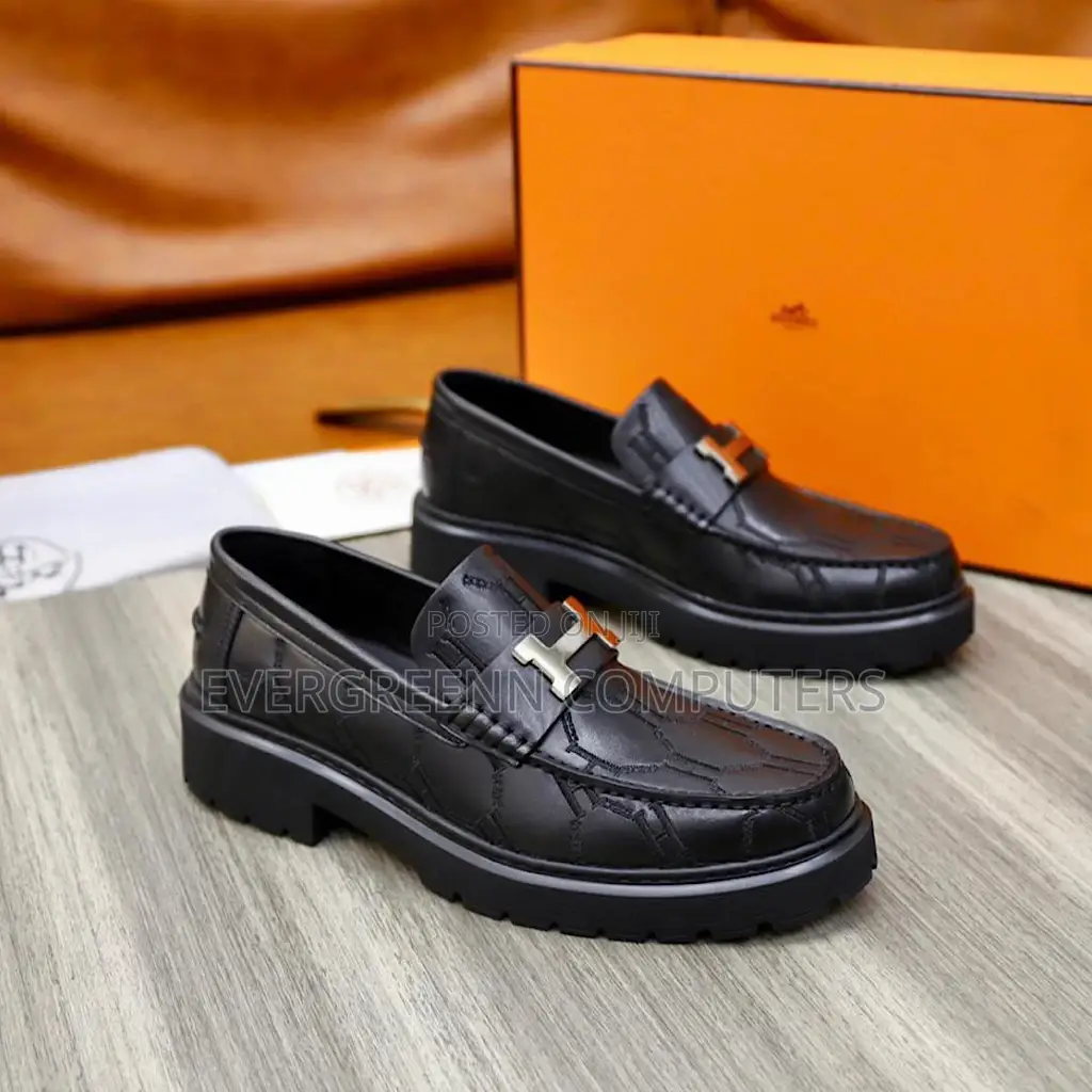Hermes Shoe