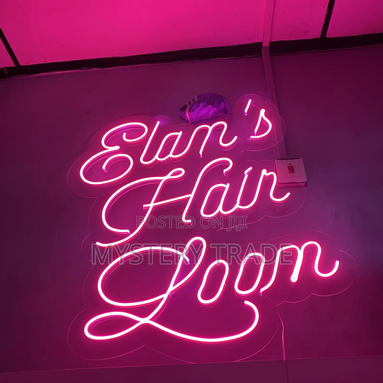 Neon Signage for Elams Hair Loom