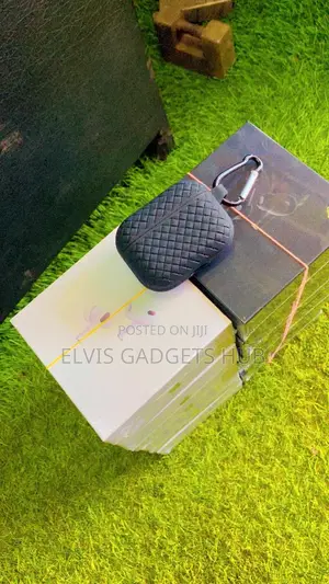 Apple Airpods Pro 2nd Generation With Silicone Case