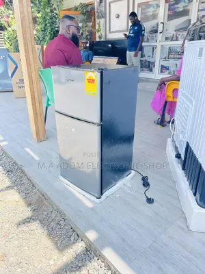 Extremely Cooling Pearl Table Top Double Door Fridge 
