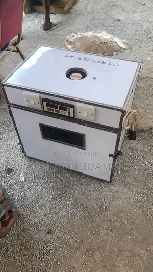 528 Capacity Eggs Incubators
