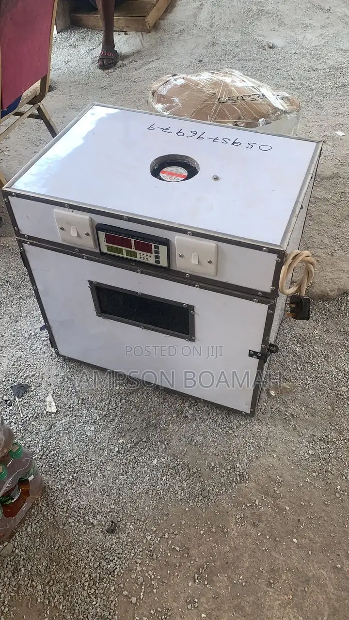 528 Capacity Eggs Incubators