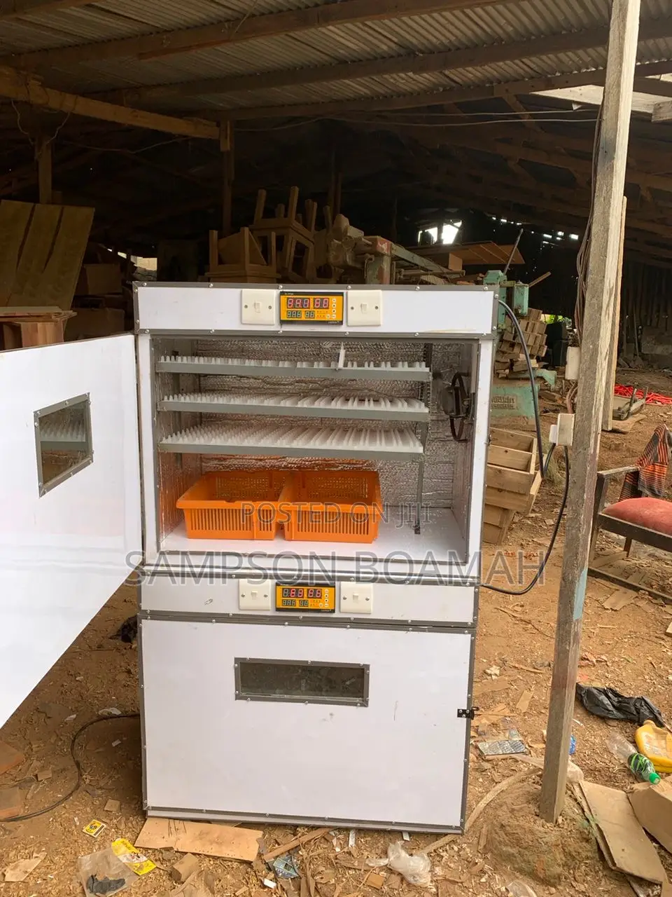 120 Capacity Eggs Incubators
