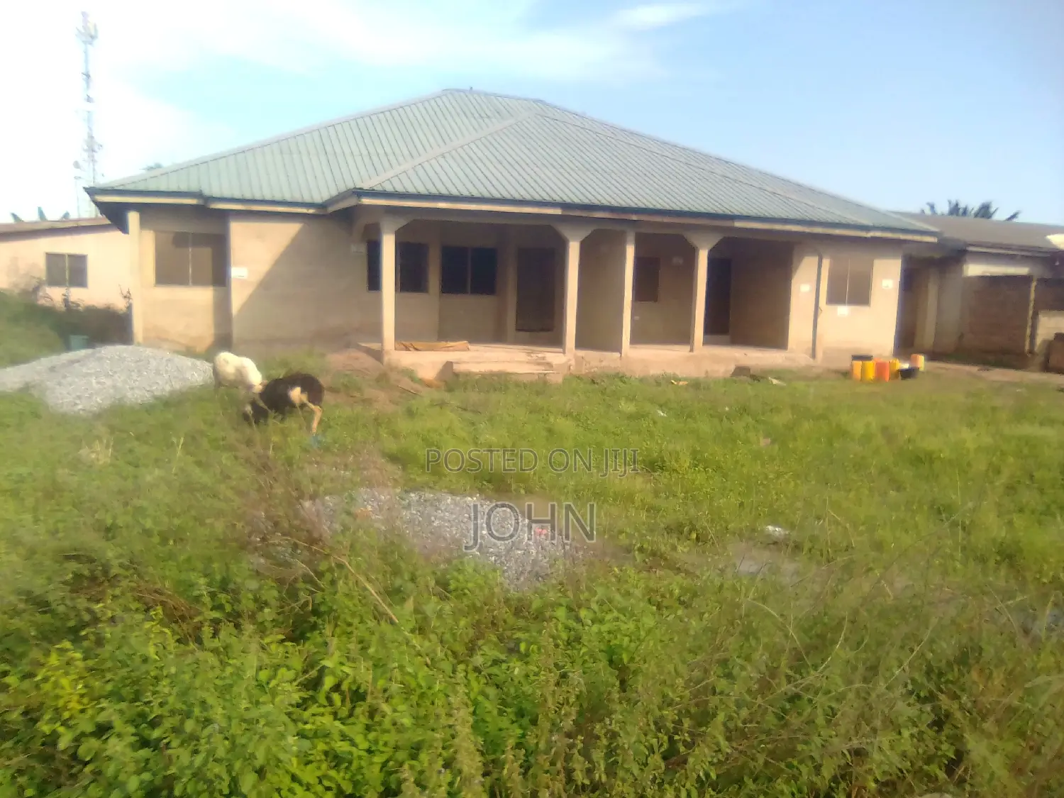 4bdrm Apartment in Survivorestates, Ablekuma for sale