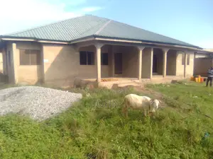 4bdrm Apartment in Survivorestates, Ablekuma for sale
