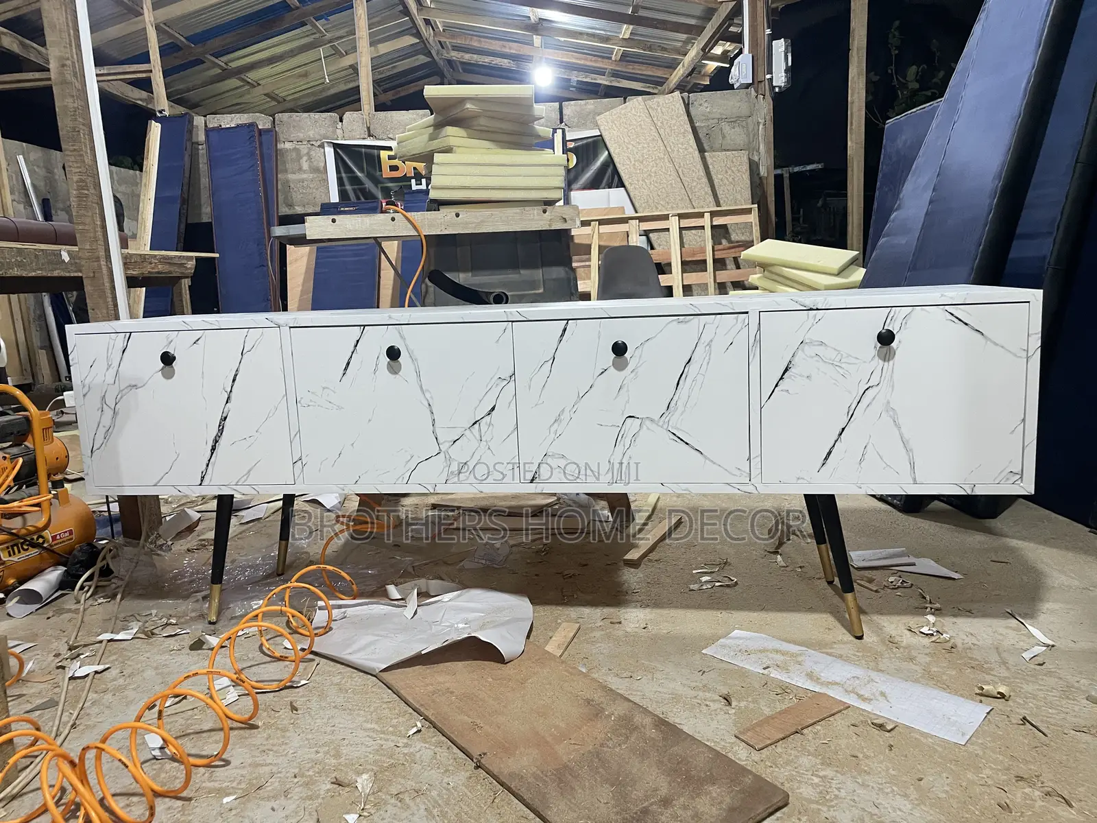 Laminated Tv Stand 5 Feet Long || Durable and Affordable