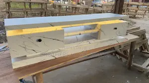 Morden Tv Stand With Lighting System.