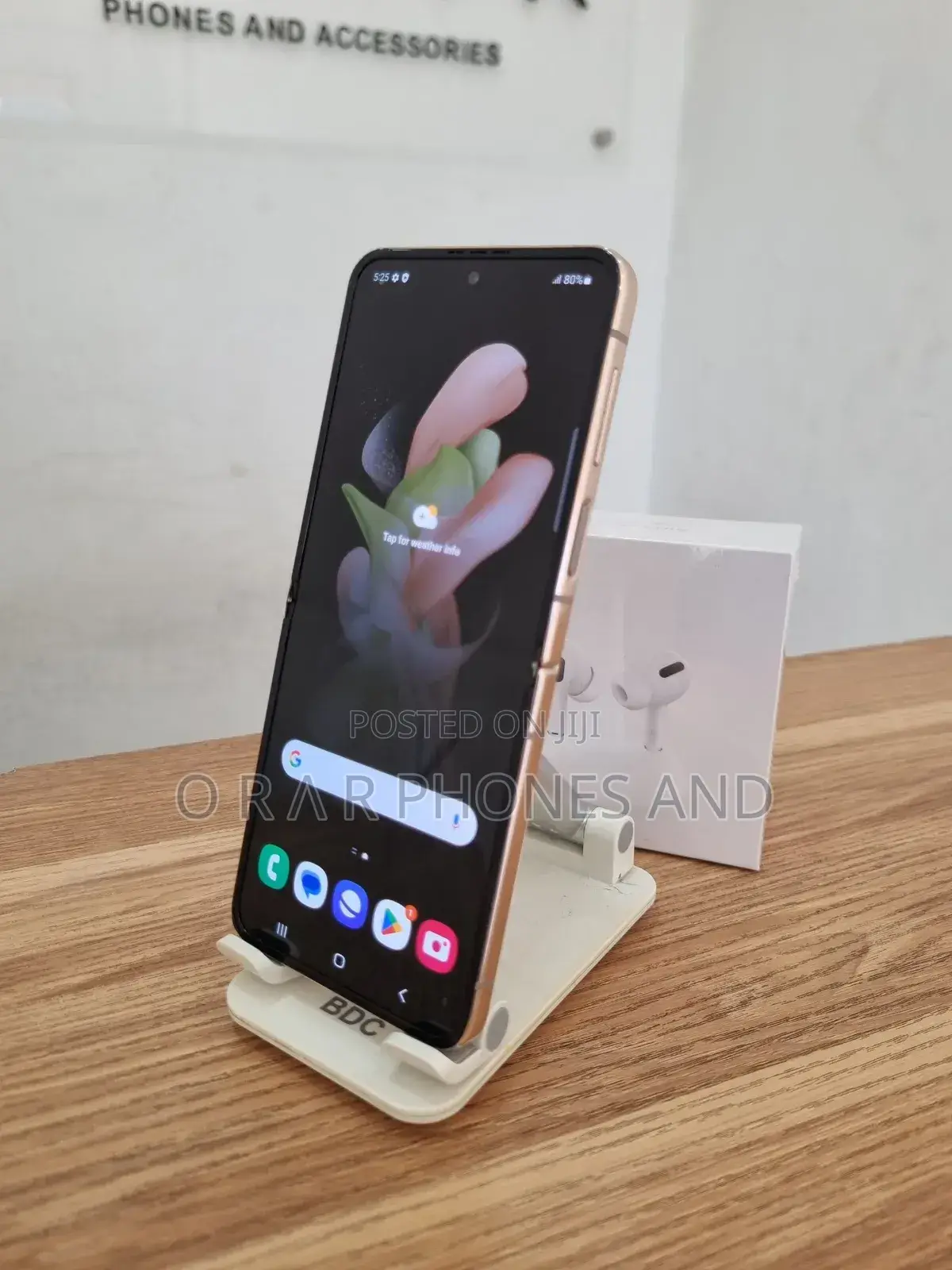 Samsung Galaxy Z Flip4 256 GB Gold