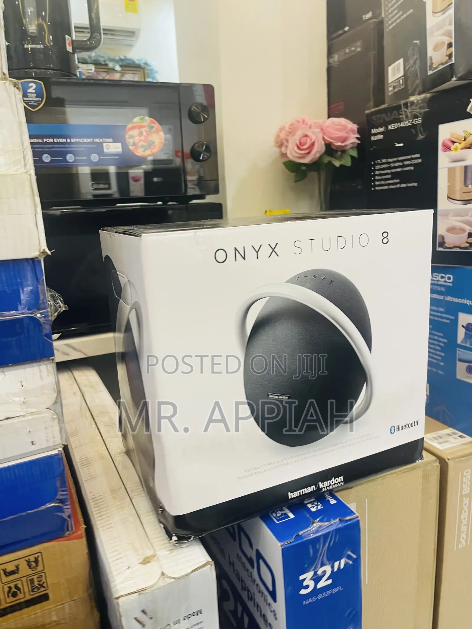 Order Affordable Onyx 8 Wireless Electric Speaker.