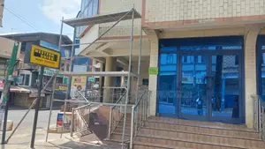 Scaffolding/Decking/Metal Pillars/Props