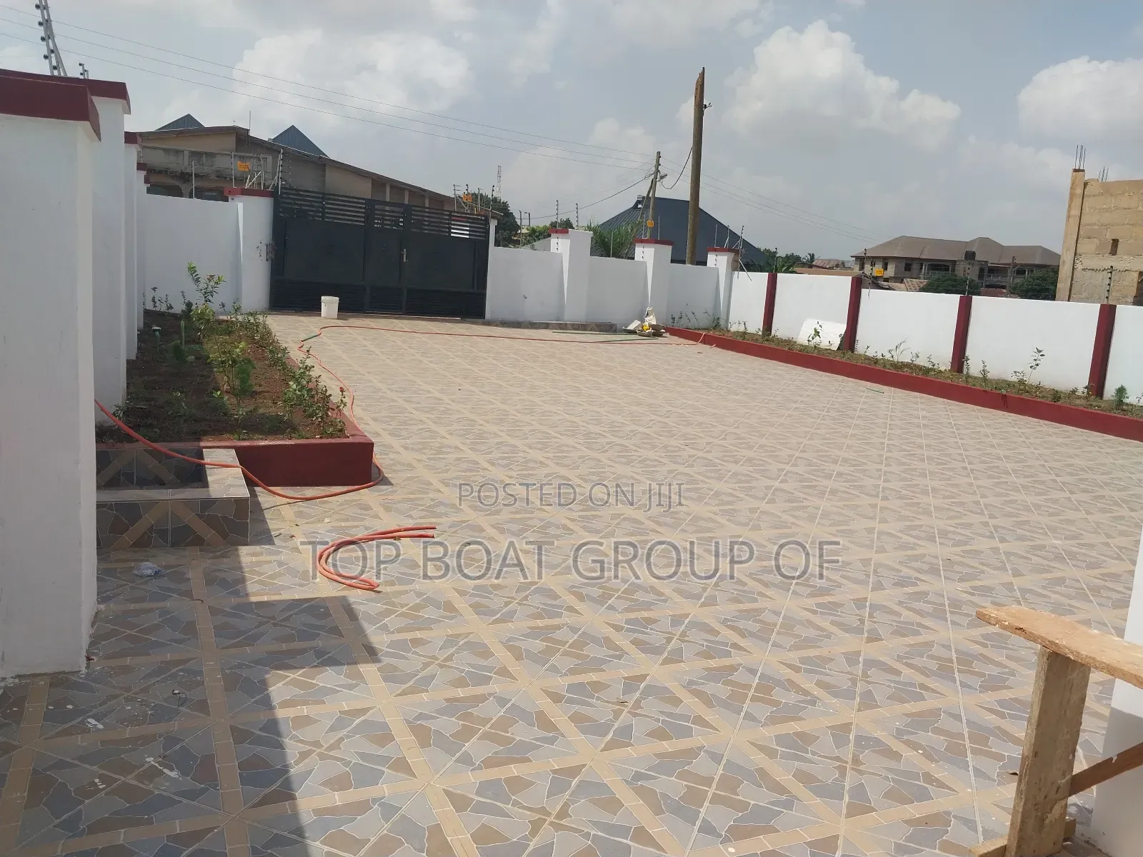 4bdrm House in Top Boat Estate, Kumasi Metropolitan for sale
