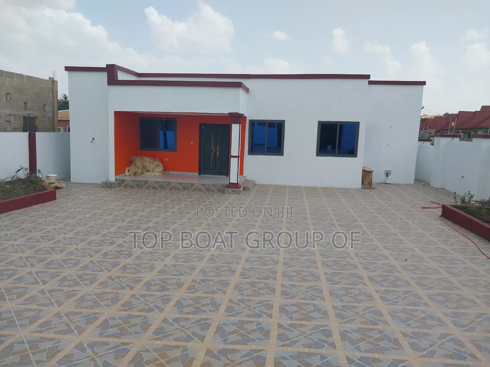 4bdrm House in Top Boat Estate, Kumasi Metropolitan for sale