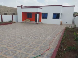4bdrm House in Top Boat Estate, Kumasi Metropolitan for sale