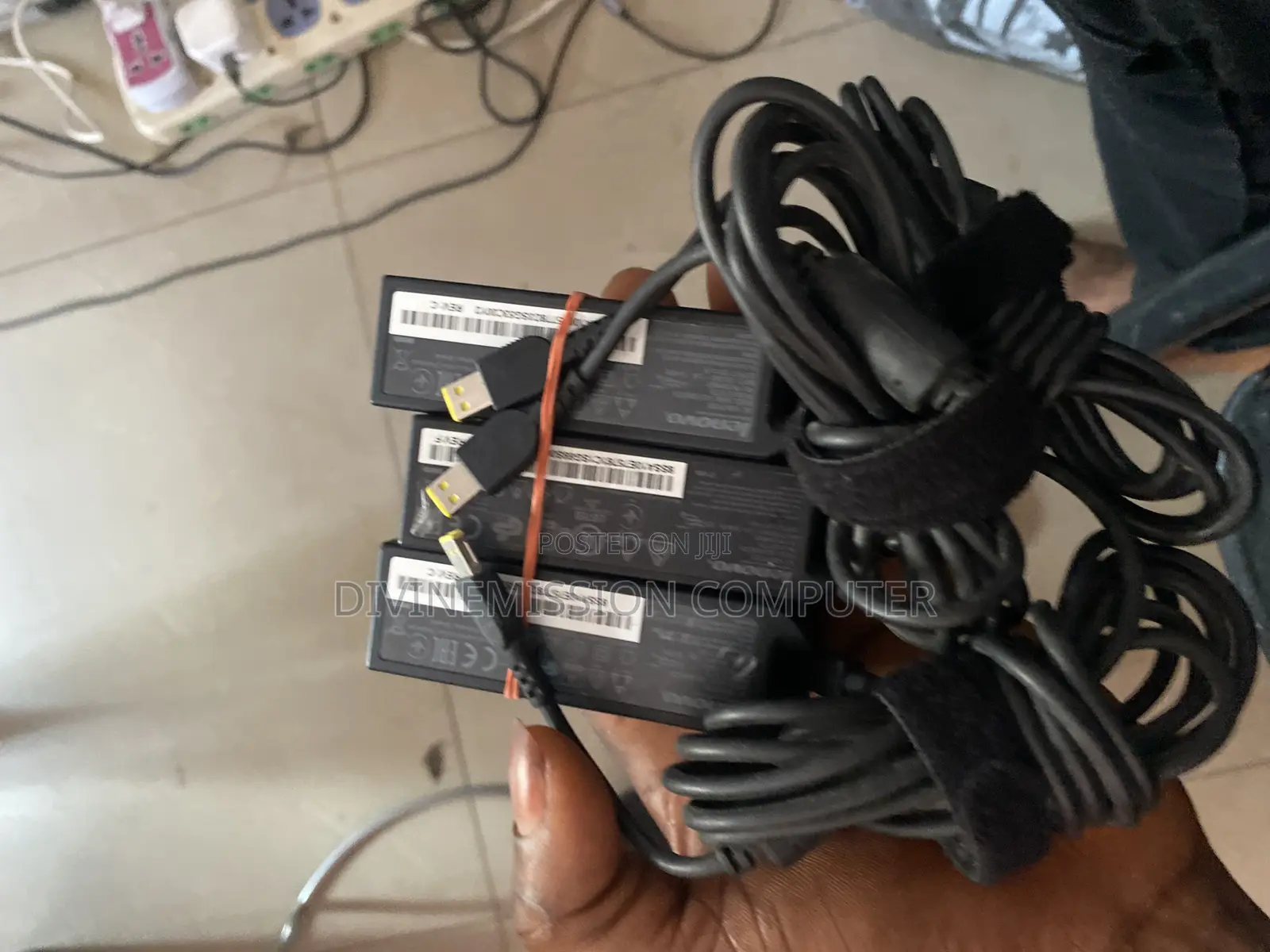 Lenovo Tab/Laptop Charger ,Adapter 12v~3a, 36w. Small