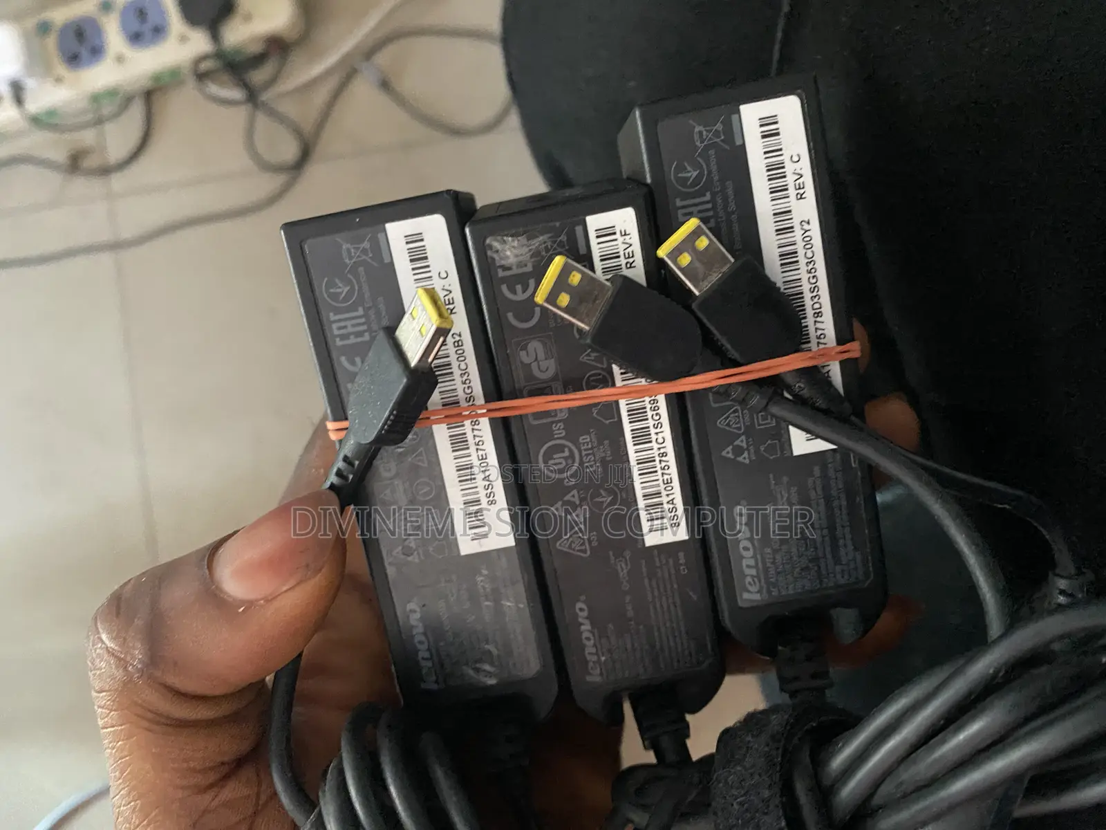 Lenovo Tab/Laptop Charger ,Adapter 12v~3a, 36w. Small