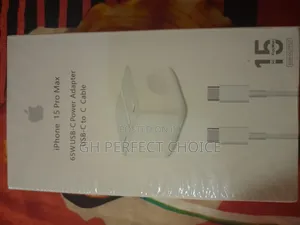 Efficient C-C Charging for iPhone 15 Pro Max