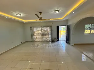 3bdrm House in Manet Court Estate, Airport Residential Area for rent