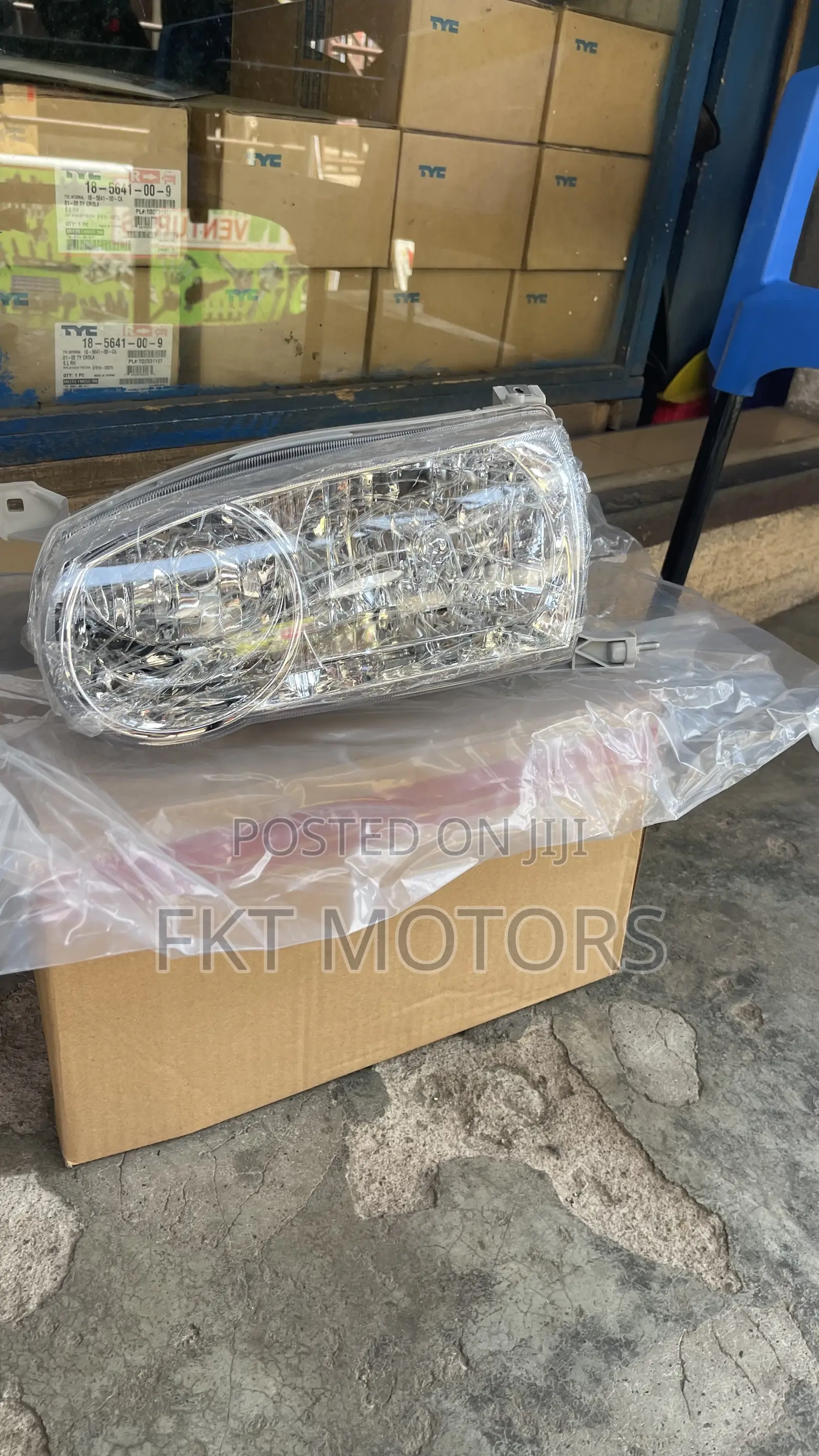 Toyota Corolla (Kwame) Headlights 2000/2001/2002