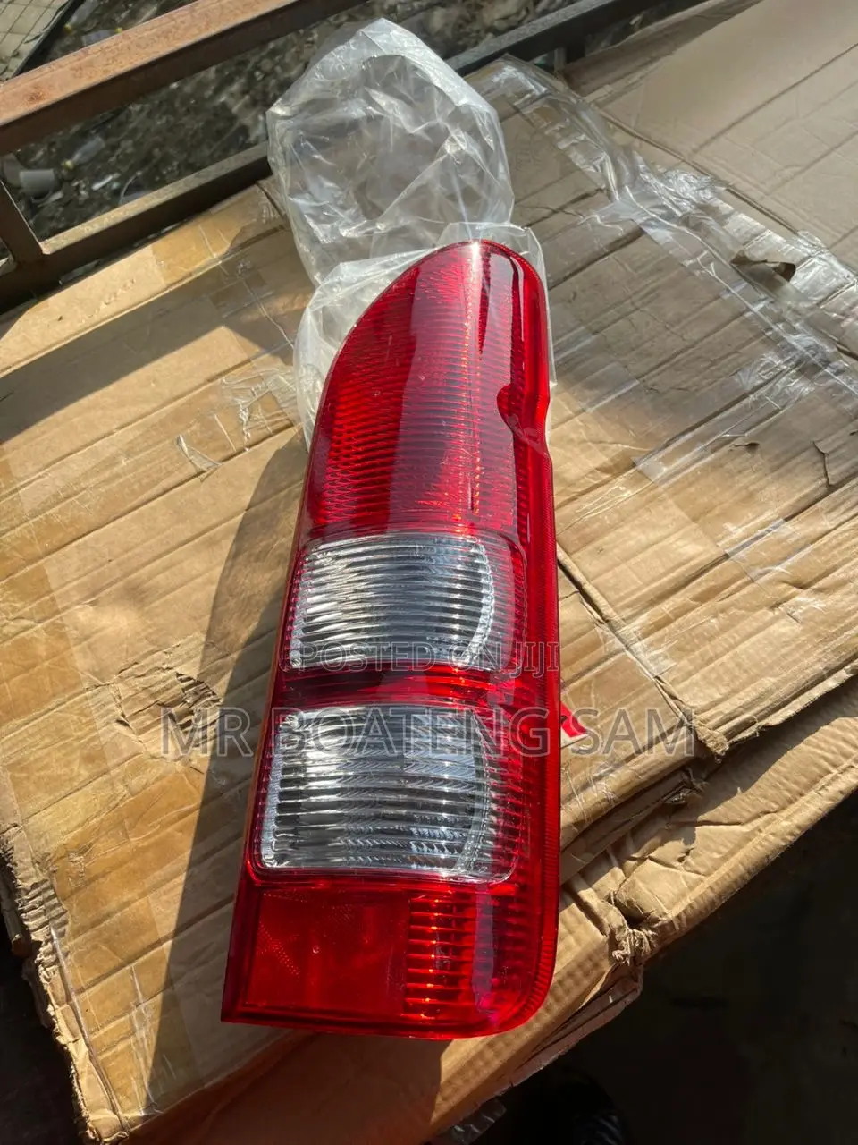 Toyota Hiace Taillights
