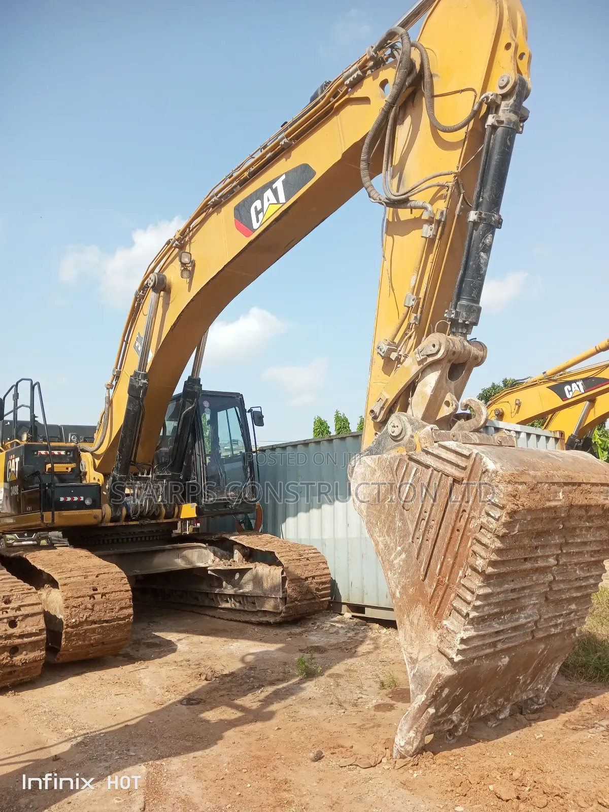 Heavy Duty Machines for Rent .