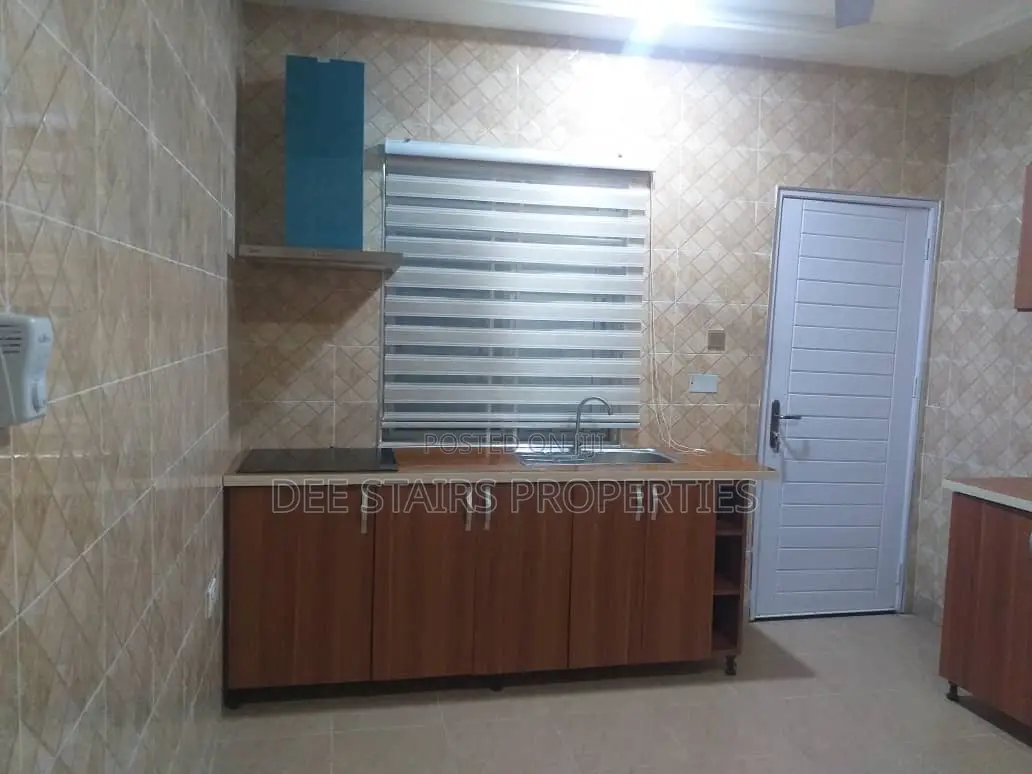 Furnished 2bdrm House in East Legon Hill for sale
