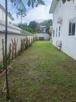 4bdrm House in Labone for rent