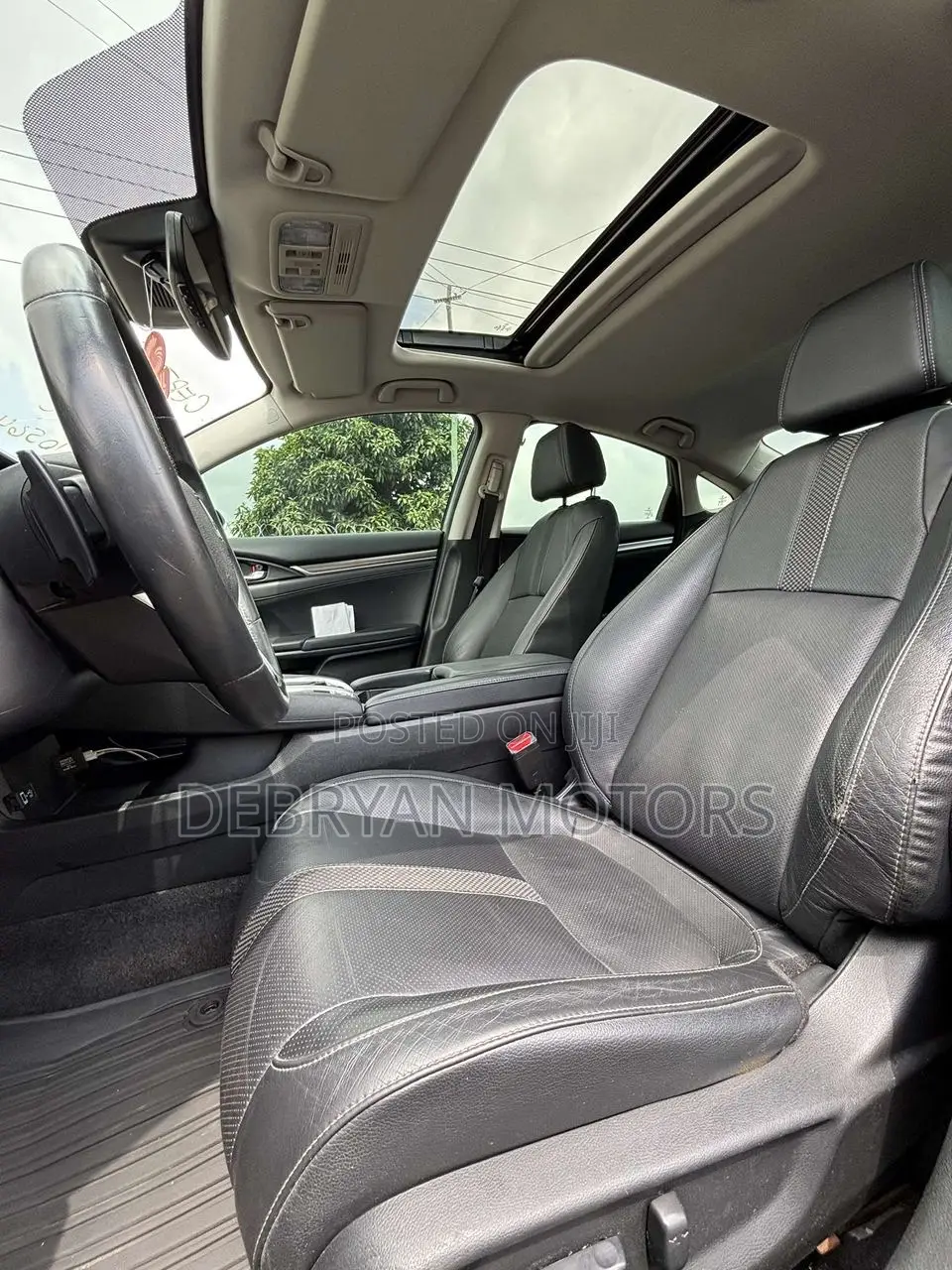 Honda Civic Touring Sedan 2019 Gray
