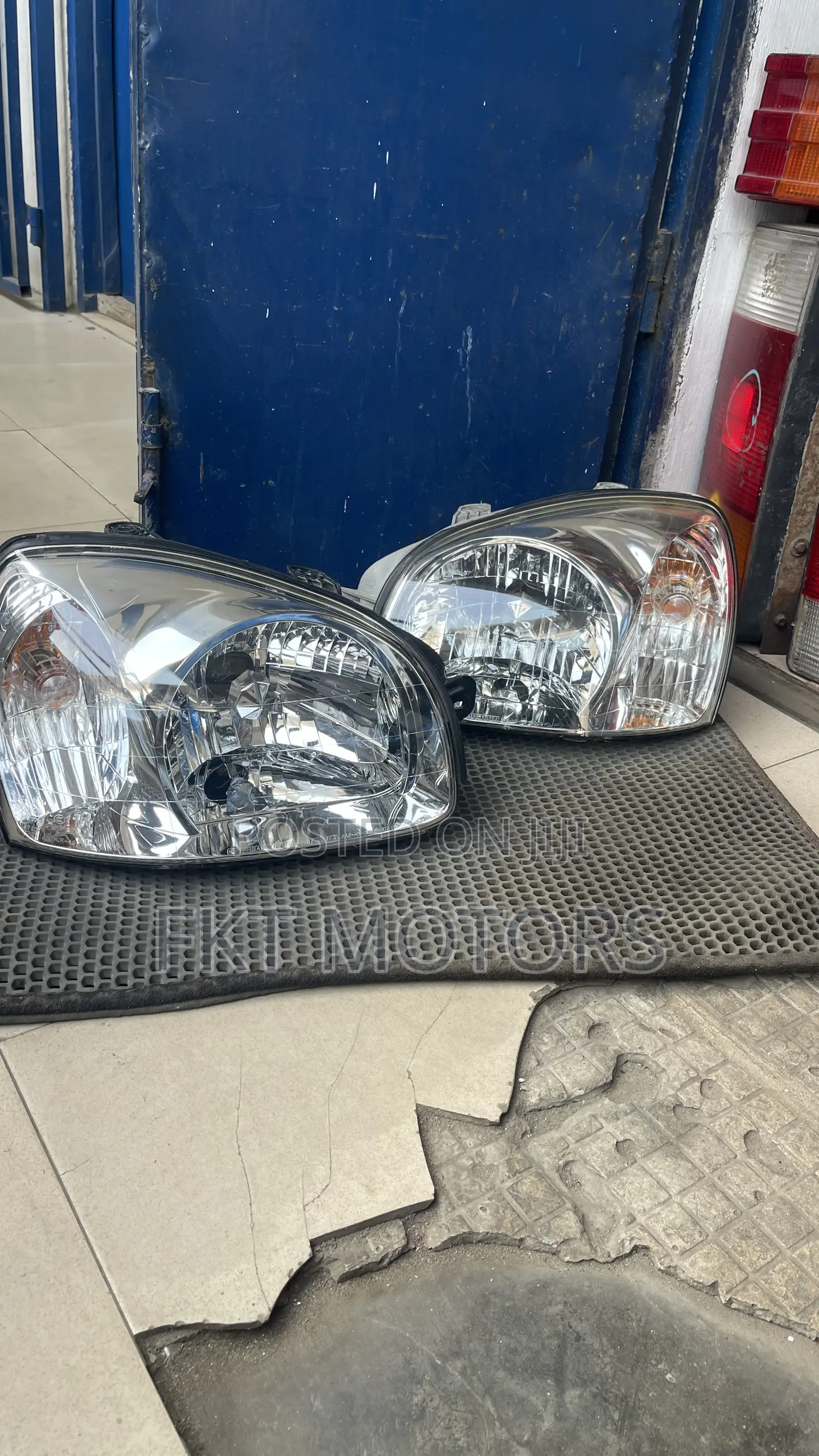 Hyundai Santa Fe Headlight and Taillights 2003/04/05/06/07
