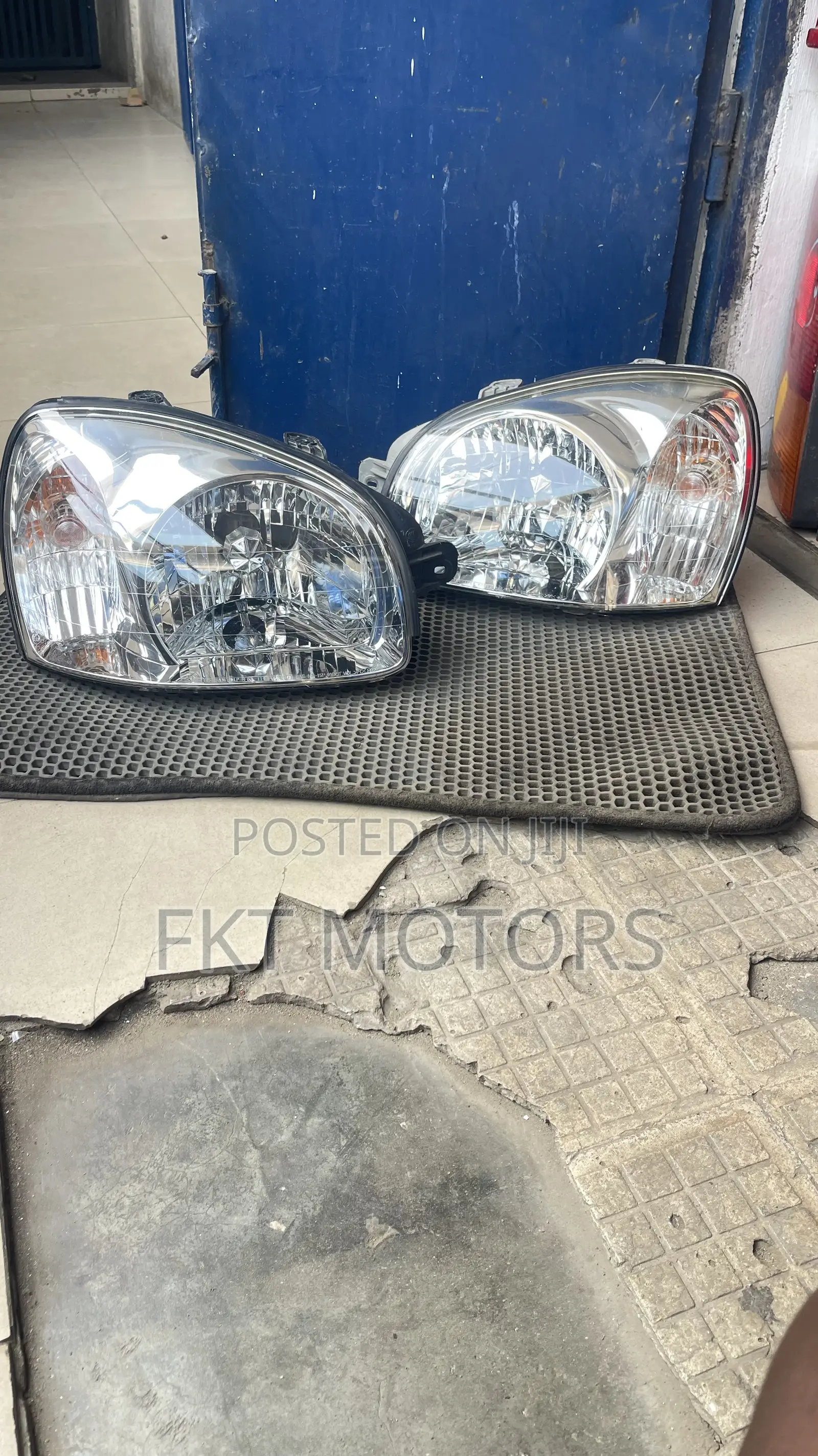 Hyundai Santa Fe Headlight and Taillights 2003/04/05/06/07